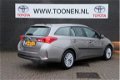 Toyota Auris Touring Sports - 1.8 Hybrid Executive Navigatie-Cruise control-Parkeersensoren voor ach - 1 - Thumbnail