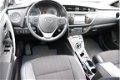 Toyota Auris Touring Sports - 1.8 Hybrid Executive Navigatie-Cruise control-Parkeersensoren voor ach - 1 - Thumbnail