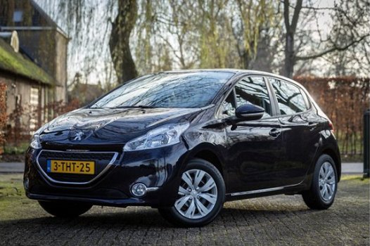 Peugeot 208 - 1.2 VTi Envy Navi ECC - 1