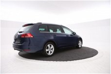 Volkswagen Golf Variant - 1.6 TDI Business Edition Connected Automaat, Navigatie, Panorama, Adaptive