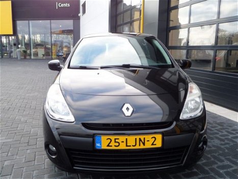 Renault Clio - TCE 100 COLLECTION - 1