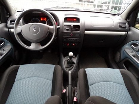 Renault Clio - 1.4 16V Campus Airco 5-Deurs - 1