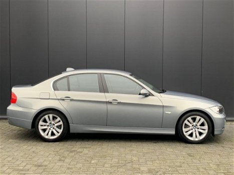 BMW 3-serie - 325i Aut. 1e eigenaar 65dkm Navi Leder E.trekhaak - 1