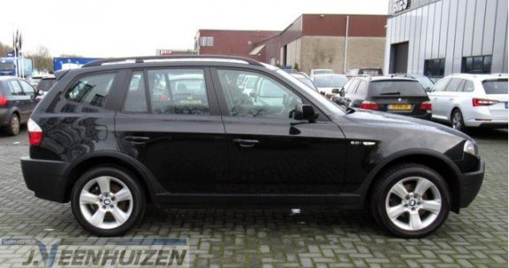 BMW X3 - 2.0i Introduction Bj'05 Airco, Cruise Control. Navi - 1