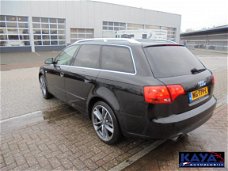 Audi A4 Avant - 1.6i Pro-Line VOLL Leer 18inch