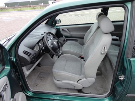 Volkswagen Lupo - 1.4-16V Trendline Automaat - 1