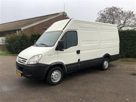 Iveco Daily - 35S14 2.3D 140PK L3H2 AC CAMERA - 1