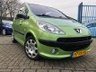 Peugeot 1007 - 1.6-16V Gentry Automaat Clima Elek Pakket Panorama Apk 06-2020 - 1 - Thumbnail