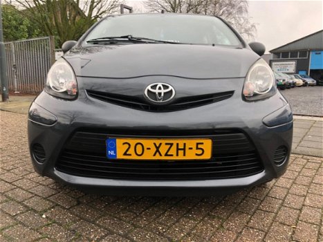 Toyota Aygo - 1.0 VVT-i Comfort A-C Elek Pakket N.A.P Apk 09-2020 Nieuwstaat - 1