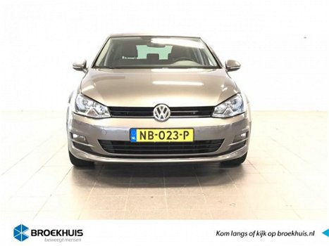 Volkswagen Golf - 1.2 TSI 111PK Highline | Navigatie | 5 drs | Parkeersens. V+ A met camera | Alcant - 1