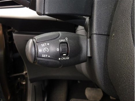 Citroën DS3 - 1.4 e-HDi Chic Automaat, Airco, Cruise controle - 1