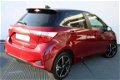 Toyota Yaris - 1.5 Hybrid Bi-Tone, Safety Sense, Parelmoer lak - 1 - Thumbnail