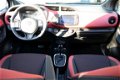 Toyota Yaris - 1.5 Hybrid Bi-Tone, Safety Sense, Parelmoer lak - 1 - Thumbnail