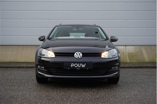 Volkswagen Golf Variant - 1.2 TSI 110pk Business Edition Connected + Stoelverwarming + Achteruitrijc - 1