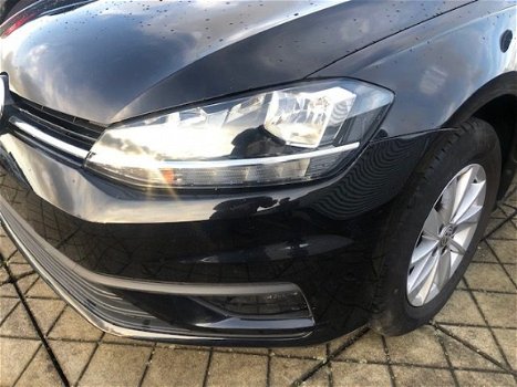 Volkswagen Golf - 1.0 TSI Trendline / App connect / Cruise / Lm velgen / Bluetooth - 1