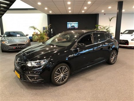 Renault Mégane - 1.2 TCe Bose *ACTIE* | 130 PK | NAVI | AIRCO | CRUISE | AMBIENT LIGHT | - 1