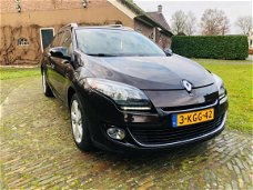 Renault Mégane Estate - 1.2 TCe Bose -CAMERA-PDC-17"LMV-TREKHAAK