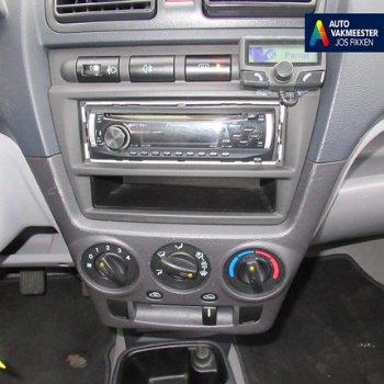 Kia Picanto - 1.0 Light ABS, Airbags, Carkit, Getint glas; Radio CD, Stuurbekrachtiging - 1