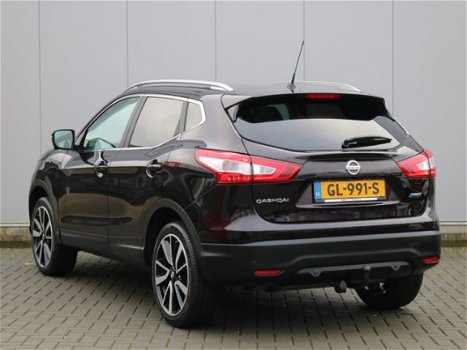 Nissan Qashqai - 1.5 dCi Tekna | Navigatie | Lederen bekleding | Stoelverwarming | LED koplampen | P - 1