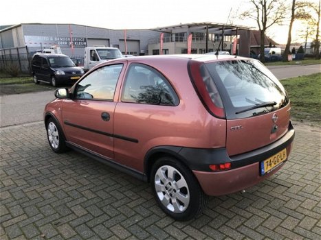 Opel Corsa - 1.2-16V - Zeer Nette Auto - Airco - 1