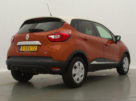 Renault Captur - TCe 90 Dynamique // Two Tone lak / Navigatie / Parkeersensoren en camera / Climate - 1