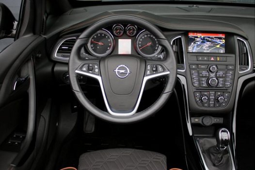 Opel Cascada - 1.4 Turbo ecoFLEX Innovation Navigatie, Bluetooth, Camera, Parkeersensoren, Stoelverw - 1