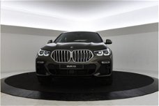 BMW X6 - xDrive40i High Executive M Sport | LASERLICHT | TREKHAAK | SOFT CLOSE | KIDNEY ICONIC GLOW