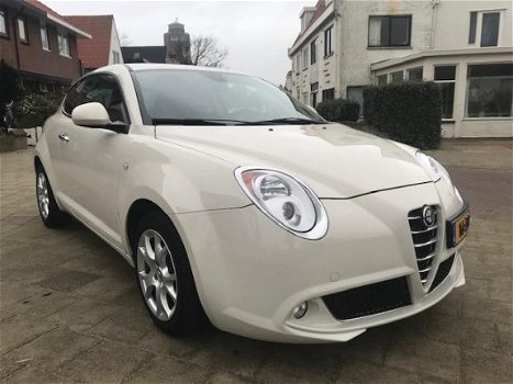 Alfa Romeo MiTo - 0.9 TwinAir Distinctive Airco 2012 - 1