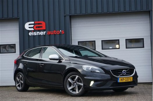 Volvo V40 - 2.0 D2 R-Design Business | XENON | STOELVERWARMING - 1