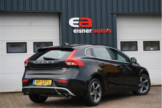 Volvo V40 - 2.0 D2 R-Design Business | XENON | STOELVERWARMING - 1