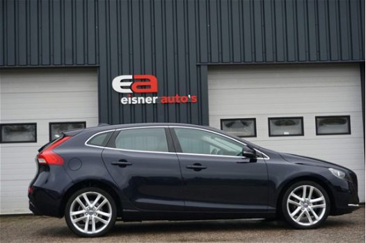 Volvo V40 - 2.0 D2 Momentum Business | TREKHAAK | 18 INCH | - 1