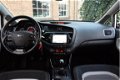 Kia Cee'd - 1.4 CVVT ExecutiveLine 2015 101.749 KM Navi Cruise Camera P.D.C - 1 - Thumbnail