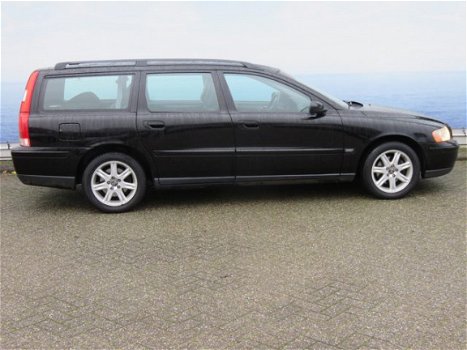 Volvo V70 - 2.4D Summum | Trekhaak 1800kg trekgewicht - 1