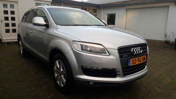 Audi Q7 - 4.2 FSI quattro Pro Line+ Top onderhouden auto, de laatste grote beurt is 4000 km geleden - 1