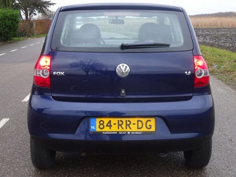 Volkswagen Fox - 1.4 COMFORT ELRMN/ABS/CPV - 1