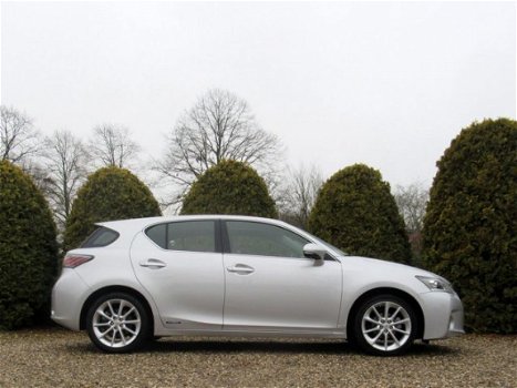 Lexus CT 200h - Luxury Line / Leder / Navi / Topstaat - 1