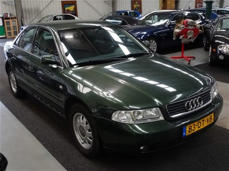 Audi A4 - 1.6 Advance Stuurbekrachtiging Nap - 1