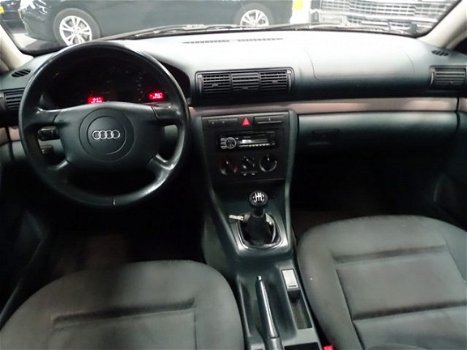 Audi A4 - 1.6 Advance Stuurbekrachtiging Nap - 1