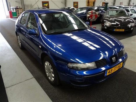 Seat Leon - 1.6-16V Stella Airco Nap Trekhaak - 1