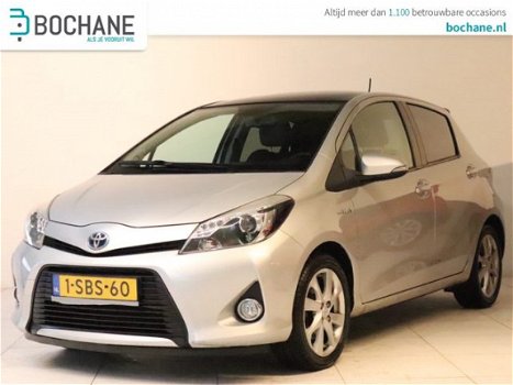 Toyota Yaris - 1.5 Full Hybrid Dynamic/Clima/Panoramadak/Navi/Cruisecontrol/LM-Velgen - 1