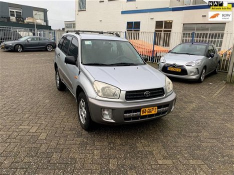 Toyota RAV4 - 2.0-16V VVT-i Luna 4X4 AUTOMAAT - 1