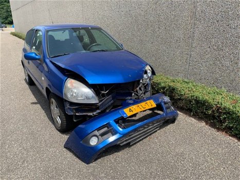 Renault Clio - FRONTSCHADE MOTOR GOED 1.2-16V Campus - 1