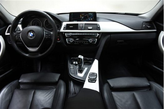 BMW 3-serie Touring - (J) 320D Aut Corporate [Xenon Navi Panorama Sport-interieur] - 1