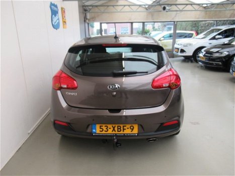 Kia Cee'd - 1.6 GDI Plus Pack *NAVI*AIRCO*TREKHAAK*A-CAMERA - 1