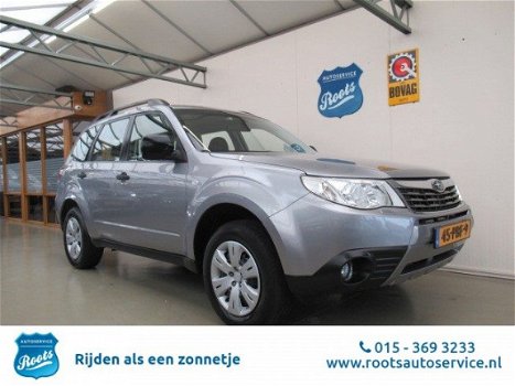 Subaru Forester - 2.0 i AWD X Intro *AIRCO*4x4*TREKH.2000KG*1e EIG*STOELVW*CRUISE - 1