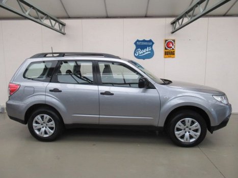 Subaru Forester - 2.0 i AWD X Intro *AIRCO*4x4*TREKH.2000KG*1e EIG*STOELVW*CRUISE - 1