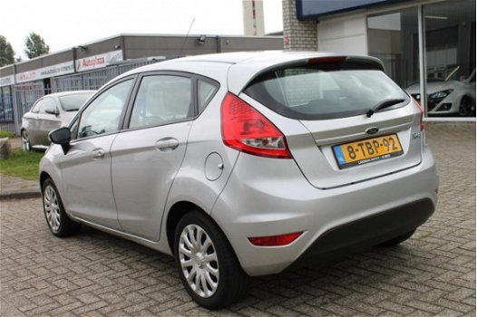 Ford Fiesta - 1.4 Titanium AUTOMAAT Huurkoop Inruil Garantie Service Apk - 1