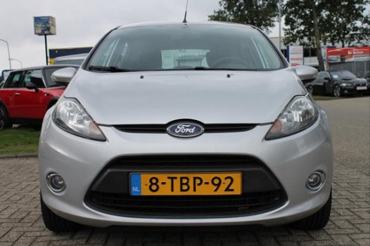 Ford Fiesta - 1.4 Titanium AUTOMAAT Huurkoop Inruil Garantie Service Apk - 1