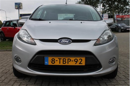 Ford Fiesta - 1.4 Titanium AUTOMAAT Huurkoop Inruil Garantie Service Apk - 1