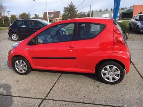 Peugeot 107 - 1.0 12V 68PK 3D - 1